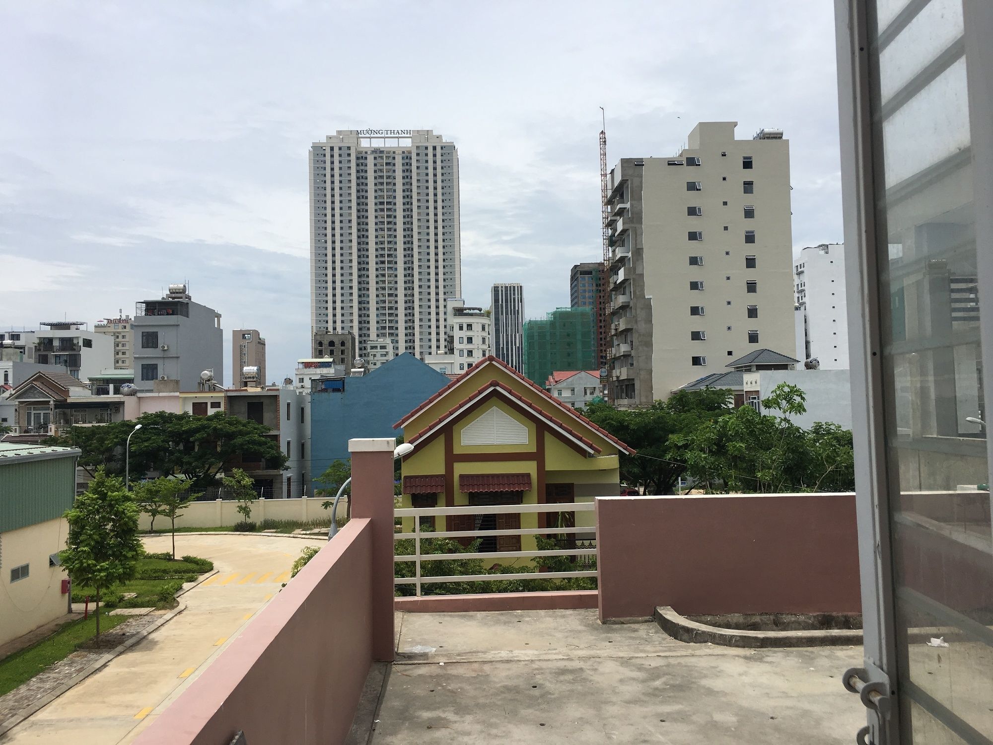Bella Apartment My Khe Beach ดานัง ภายนอก รูปภาพ